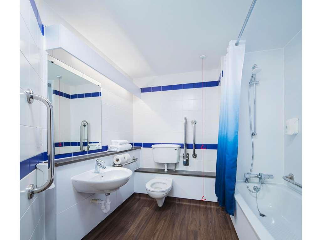 Travelodge Cambridge Central Szoba fotó