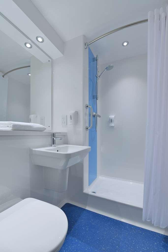 Travelodge Cambridge Central Szoba fotó