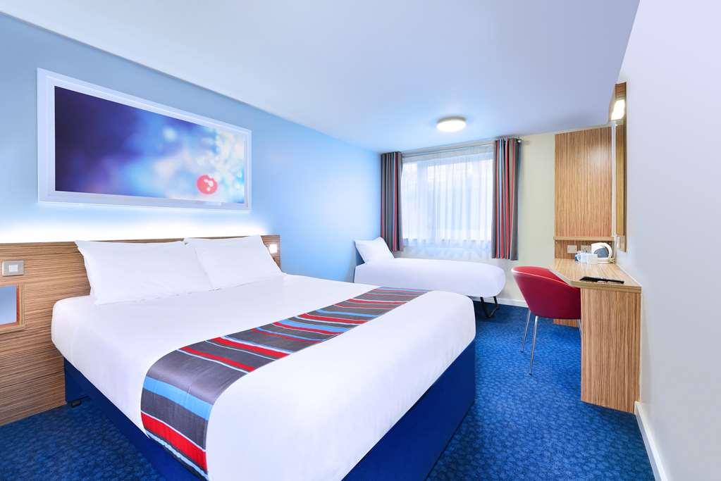 Travelodge Cambridge Central Szoba fotó