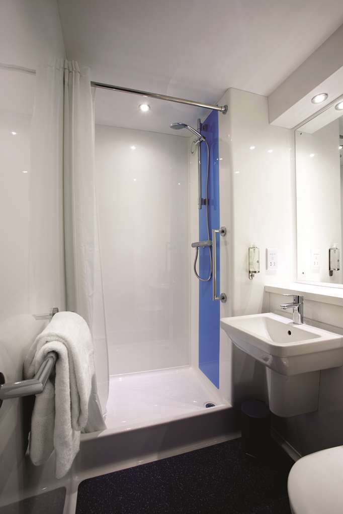 Travelodge Cambridge Central Szoba fotó